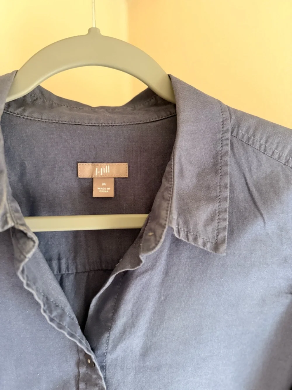 J. Jill Woman’s Long-Sleeve Button-Down Shirt in Denim Blue
